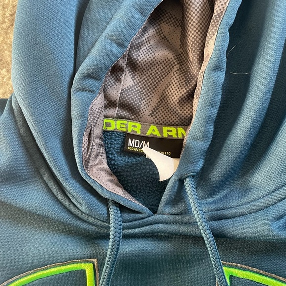 Men’s Medium Under Armor hoodie - Picture 3 of 3